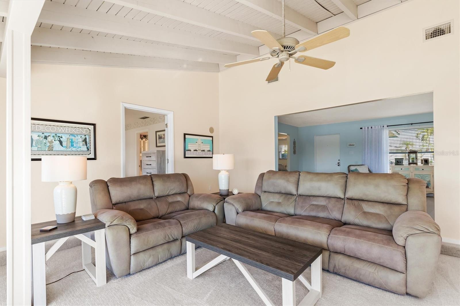 1075 MESSINA DR, PUNTA GORDA, FL, 33950