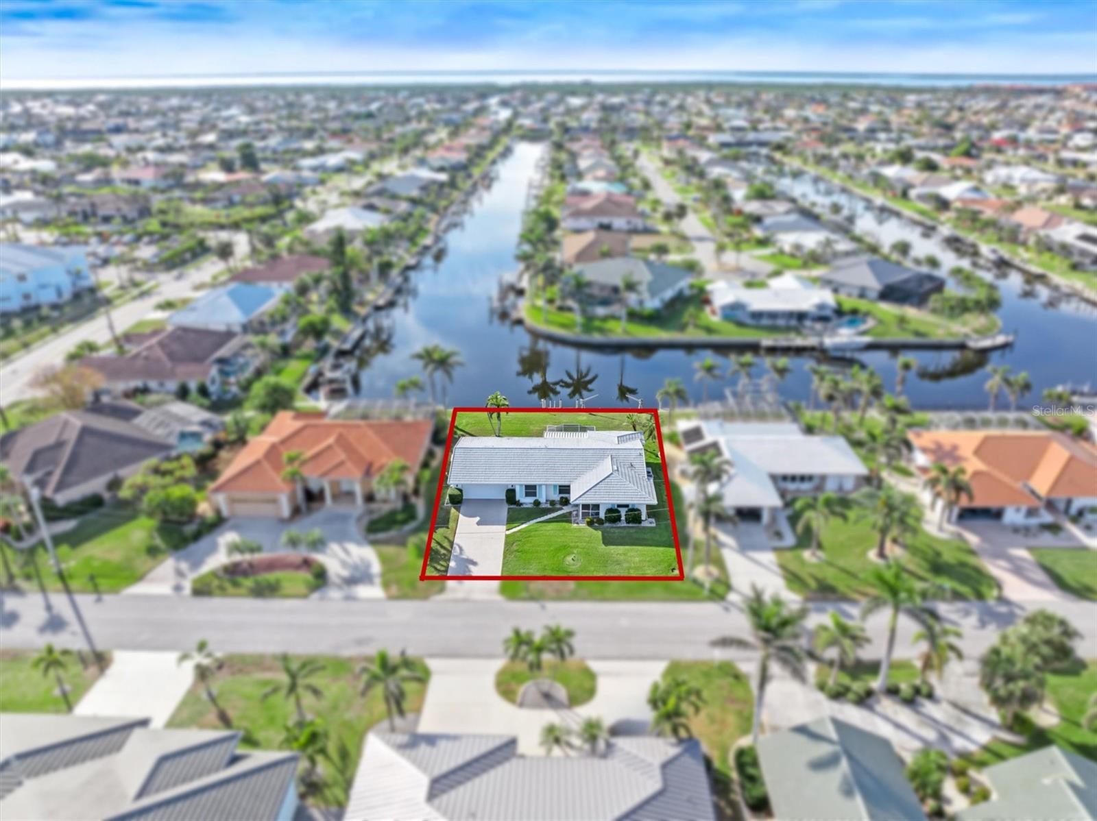 1075 MESSINA DR, PUNTA GORDA, FL, 33950