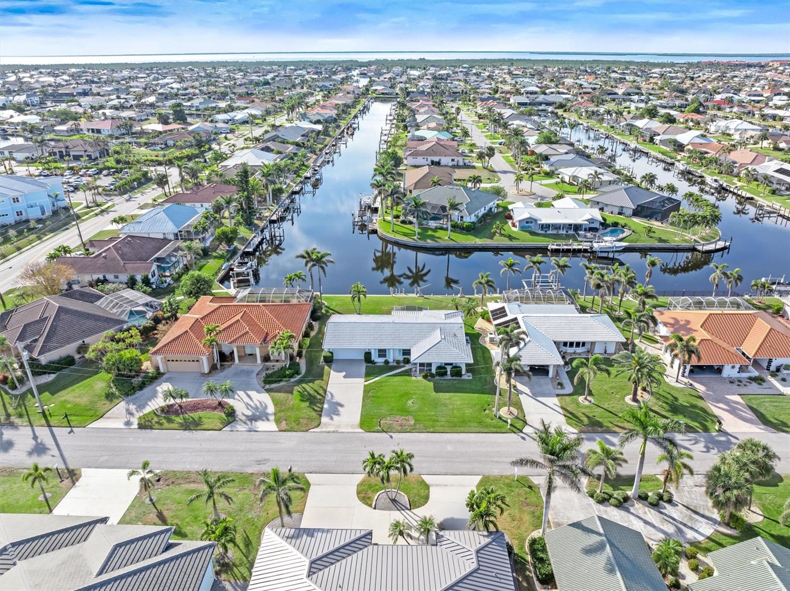 1075 MESSINA DR, PUNTA GORDA, FL, 33950