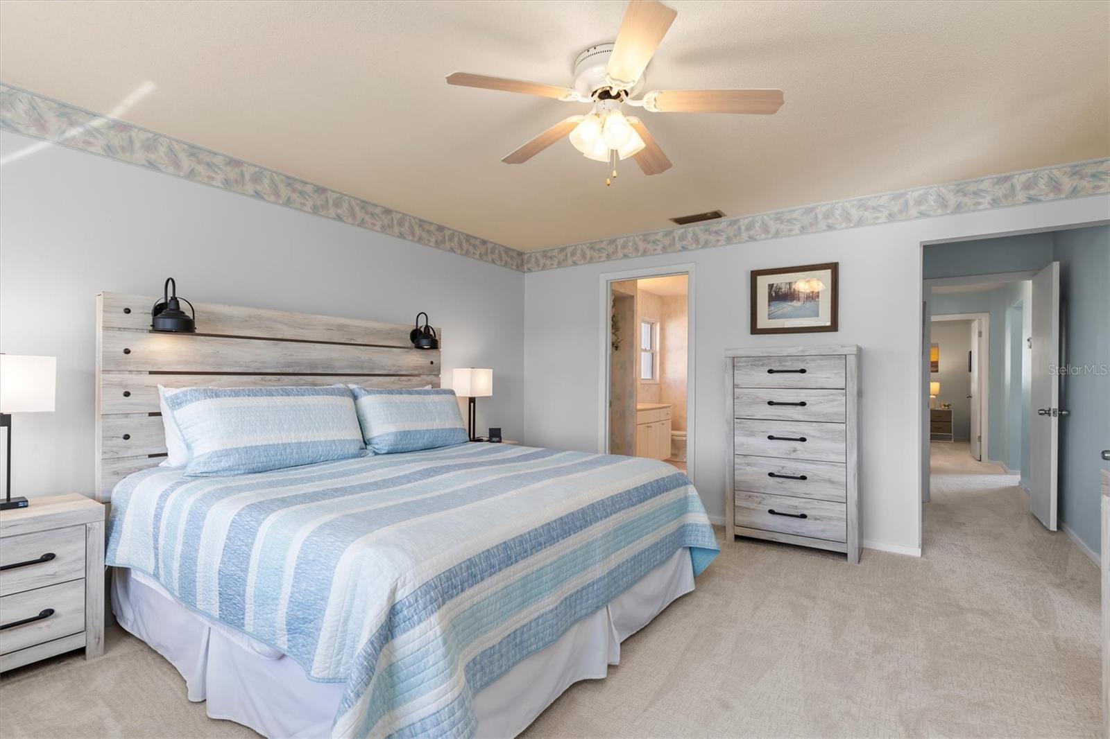 1075 MESSINA DR, PUNTA GORDA, FL, 33950