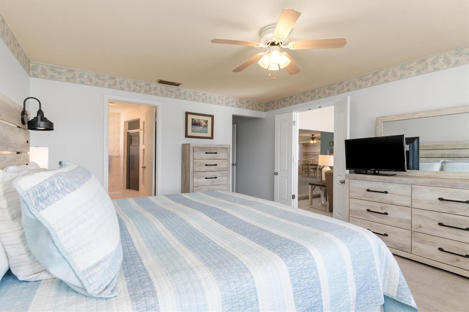 1075 MESSINA DR, PUNTA GORDA, FL, 33950