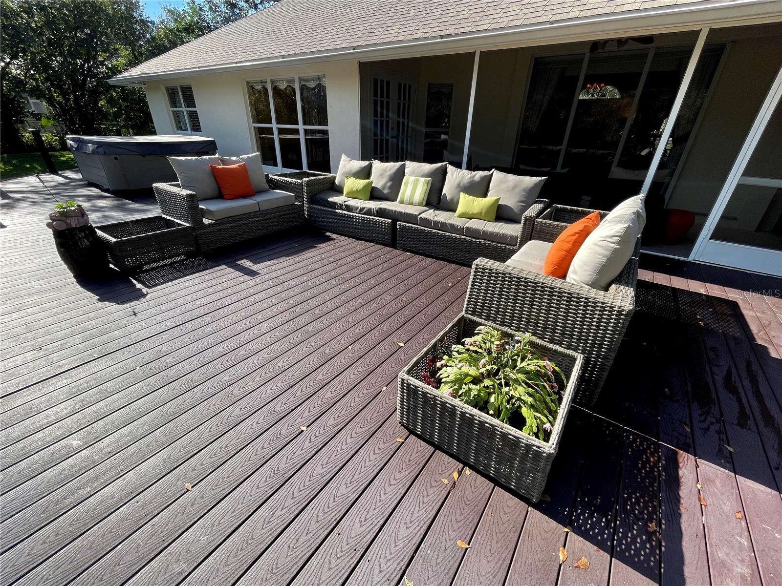 2704 BARRET AVE, PLANT CITY, FL, 33566