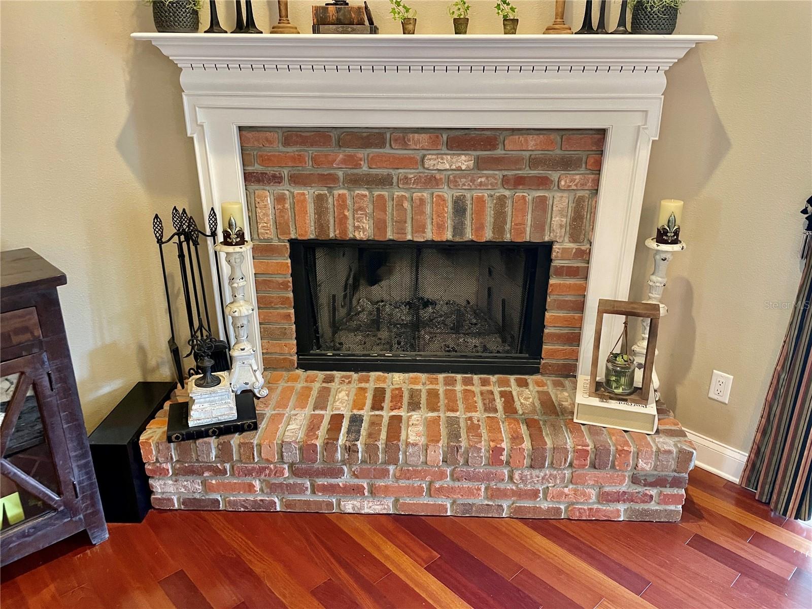 2704 BARRET AVE, PLANT CITY, FL, 33566