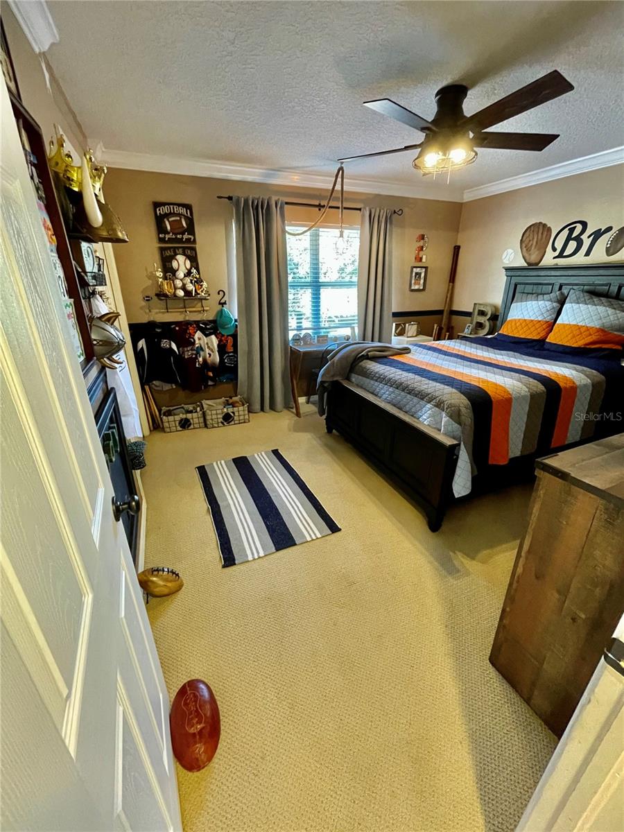 2704 BARRET AVE, PLANT CITY, FL, 33566