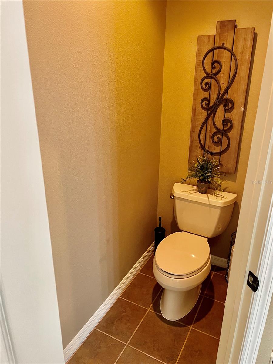 2704 BARRET AVE, PLANT CITY, FL, 33566