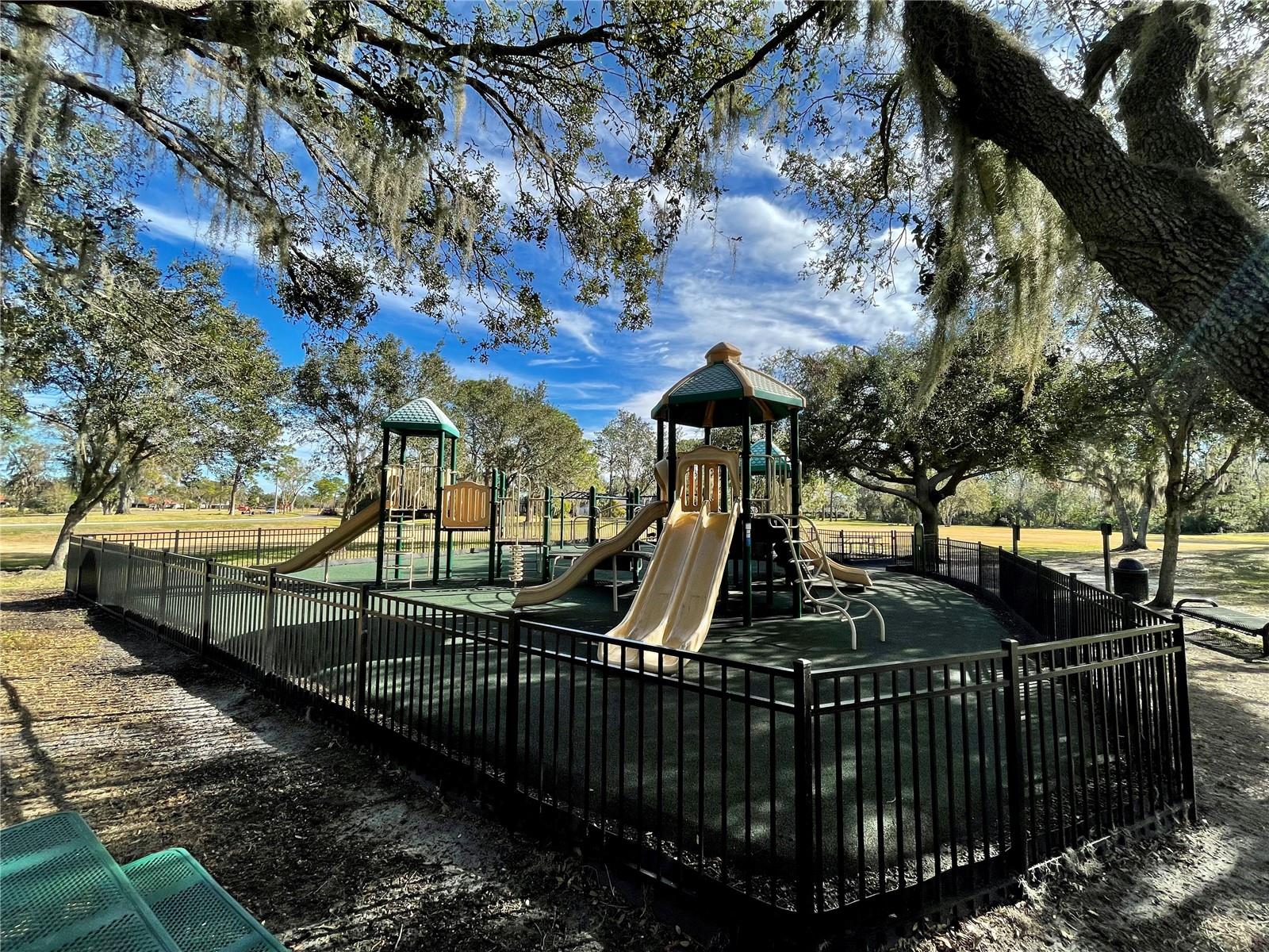 2704 BARRET AVE, PLANT CITY, FL, 33566