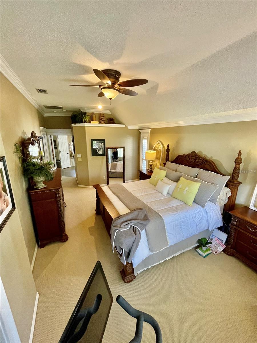 2704 BARRET AVE, PLANT CITY, FL, 33566