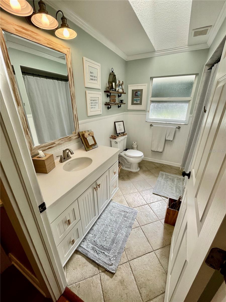 2704 BARRET AVE, PLANT CITY, FL, 33566