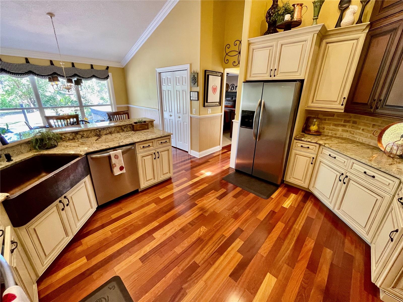 2704 BARRET AVE, PLANT CITY, FL, 33566