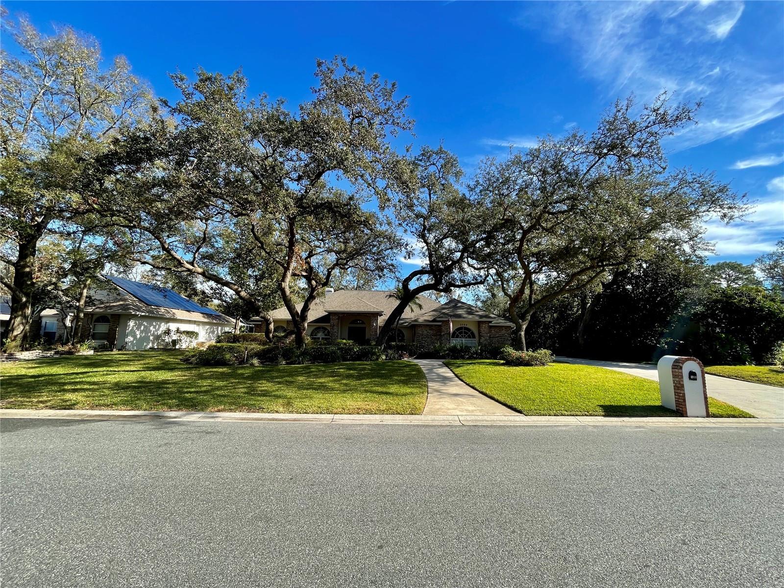 2704 BARRET AVE, PLANT CITY, FL, 33566