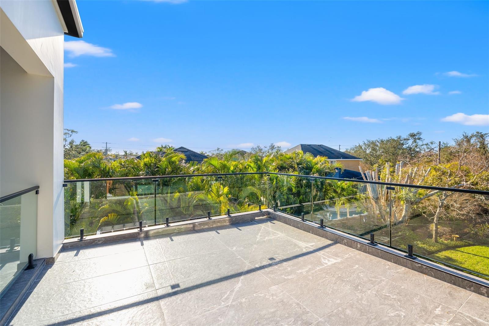 730 W ALDA WAY NE, ST PETERSBURG, FL, 33704