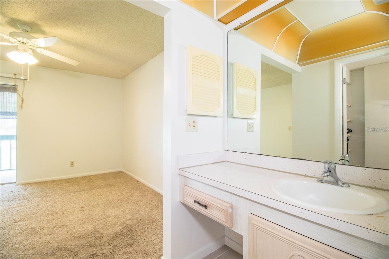 1130 N LAKE PARKER AVE #A202, LAKELAND, FL, 33805