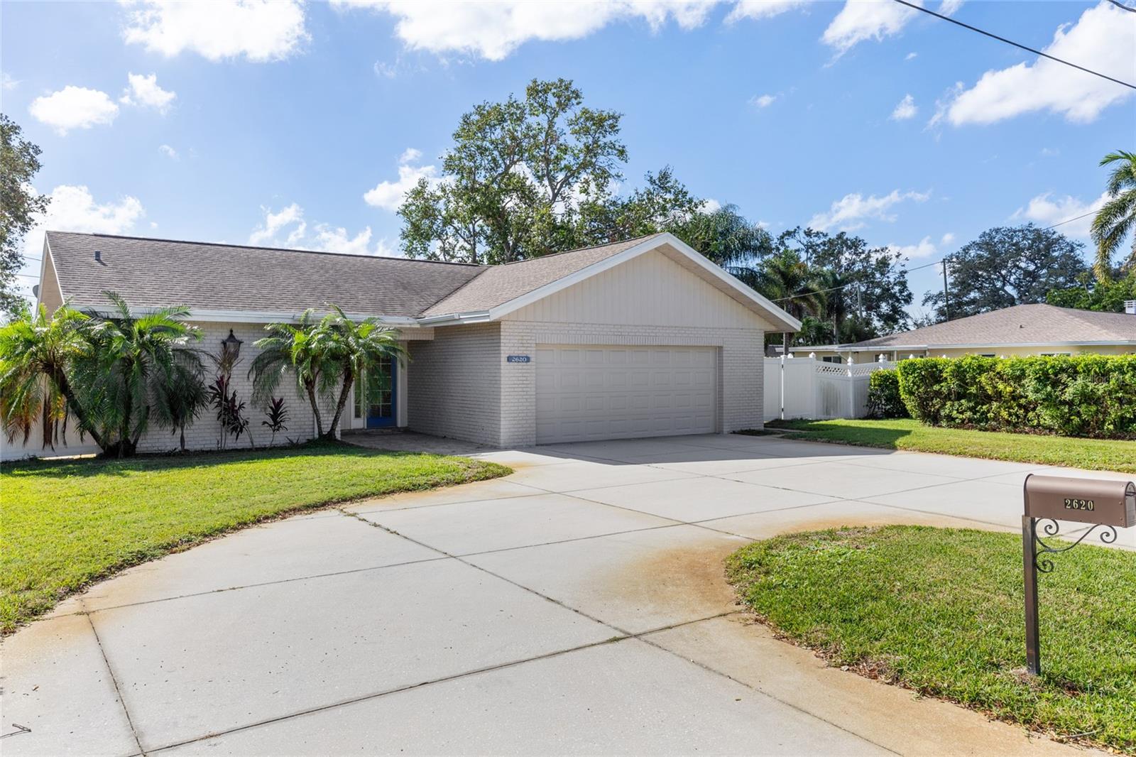 2620 RENATTA DR, BELLEAIR BLUFFS, FL, 33770