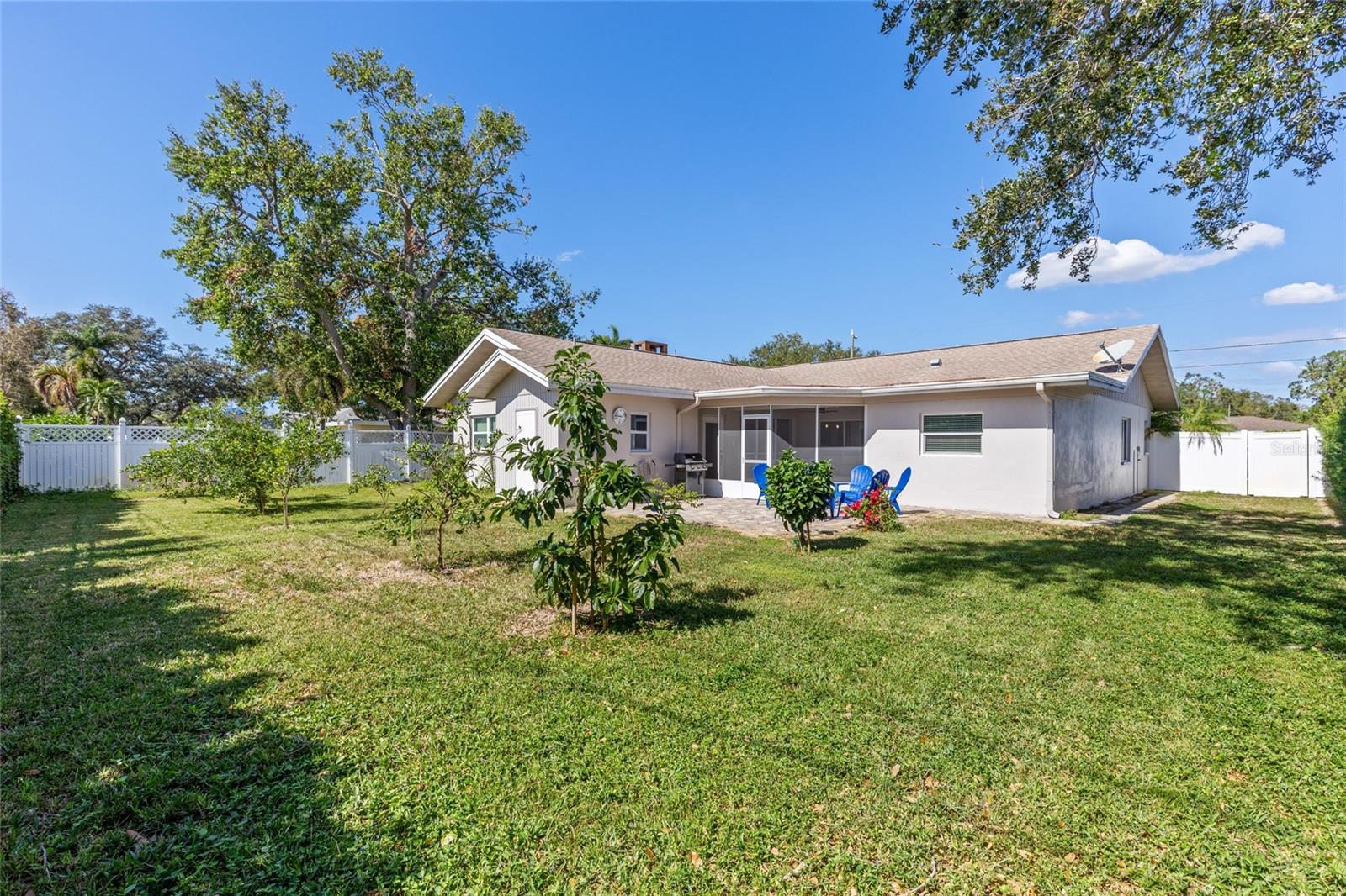 2620 RENATTA DR, BELLEAIR BLUFFS, FL, 33770