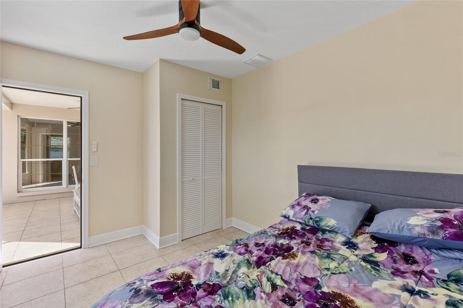 2620 RENATTA DR, BELLEAIR BLUFFS, FL, 33770