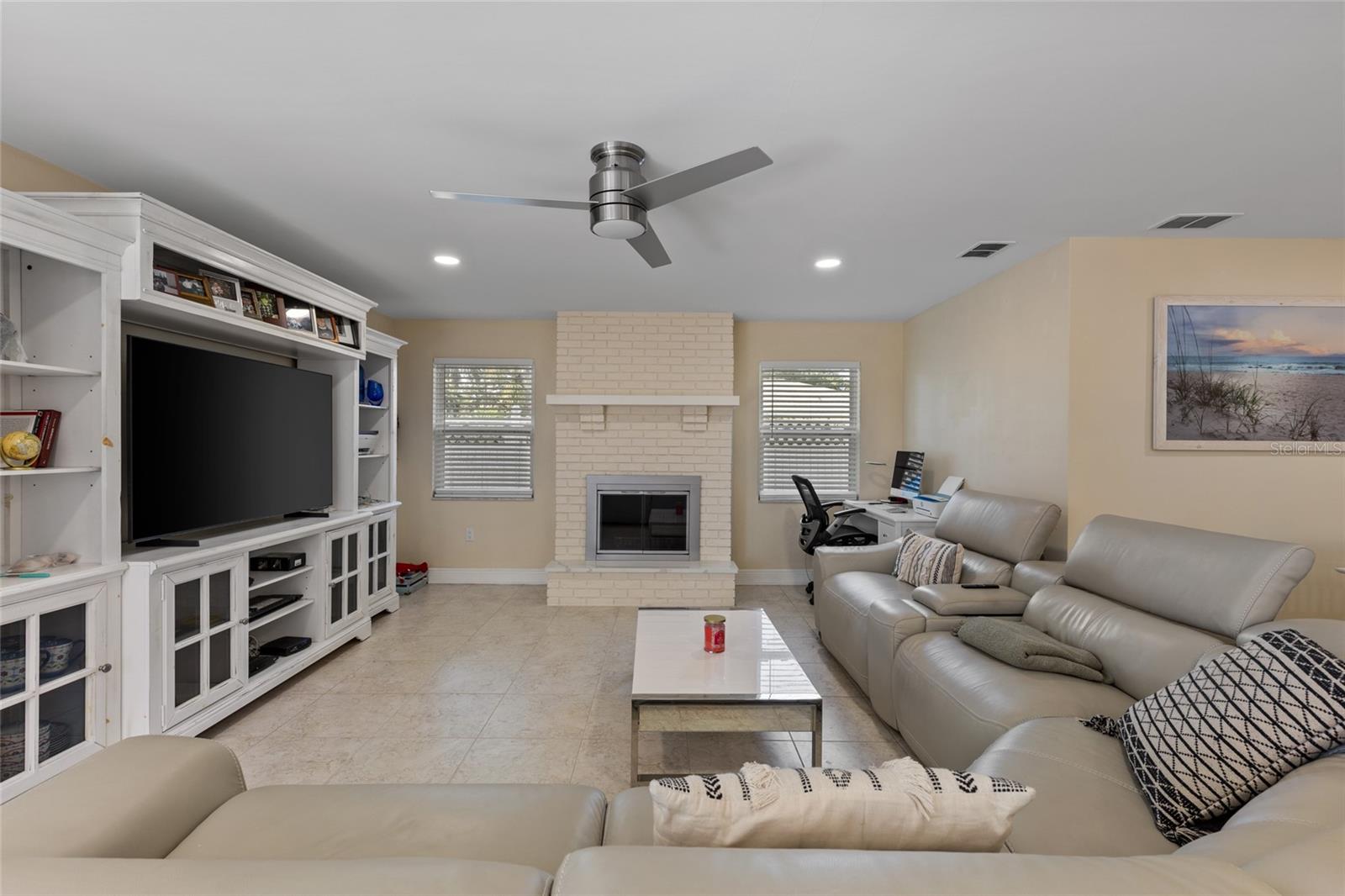 2620 RENATTA DR, BELLEAIR BLUFFS, FL, 33770