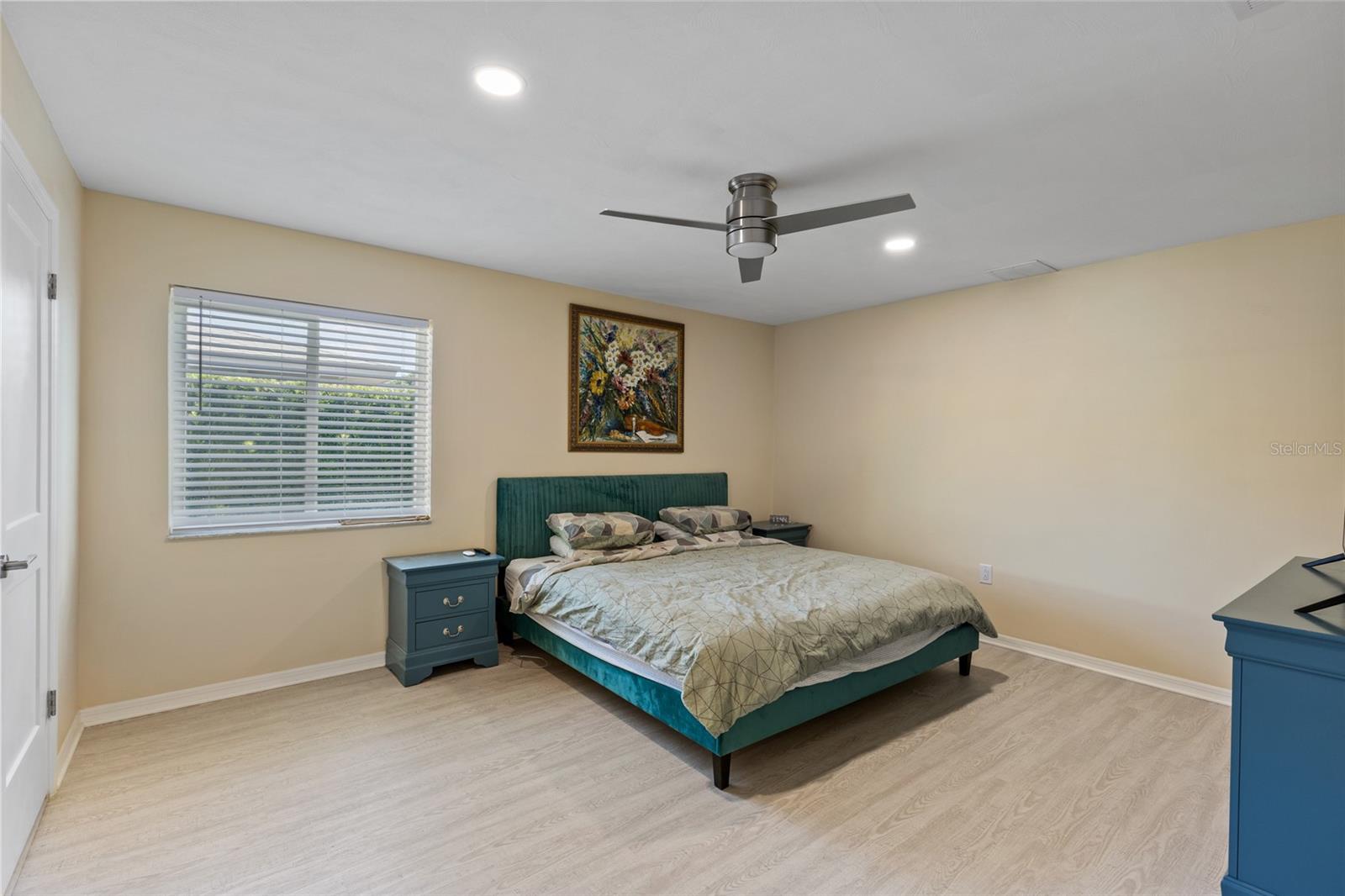 2620 RENATTA DR, BELLEAIR BLUFFS, FL, 33770