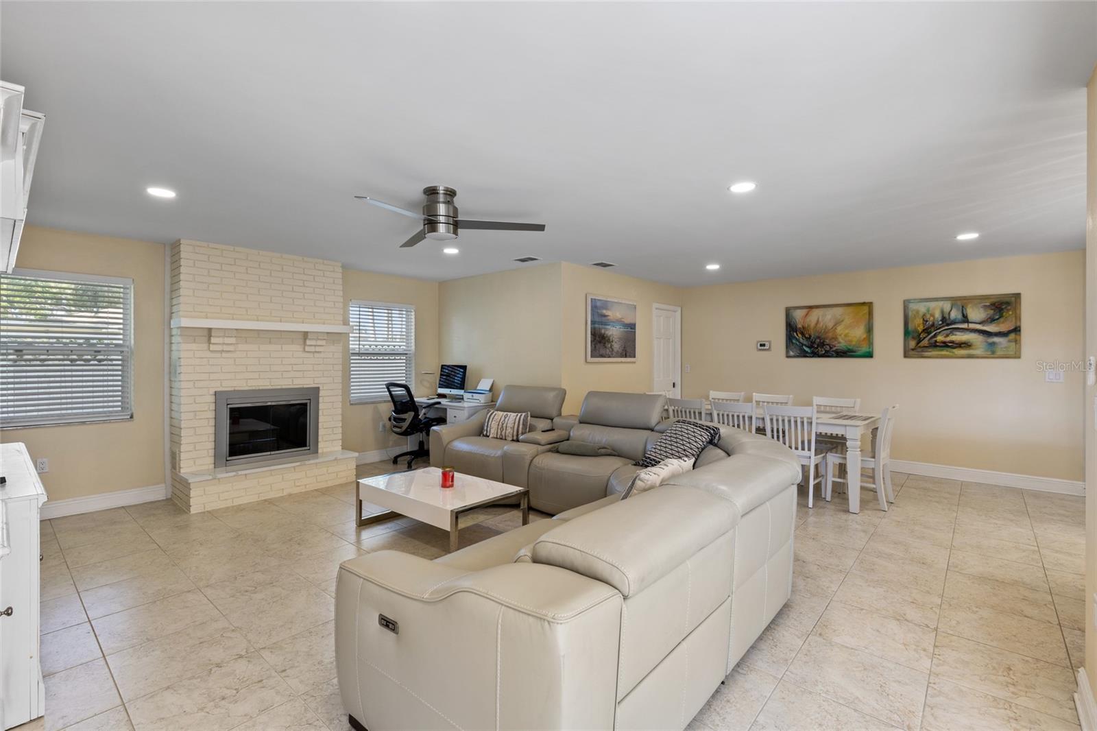 2620 RENATTA DR, BELLEAIR BLUFFS, FL, 33770