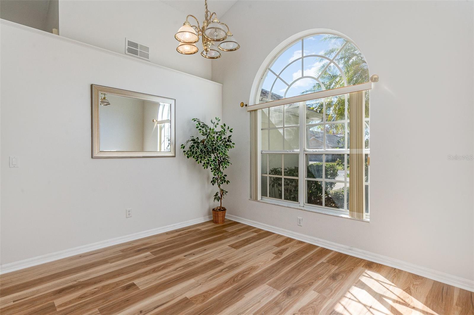 242 OLD MILL CIR, KISSIMMEE, FL, 34746