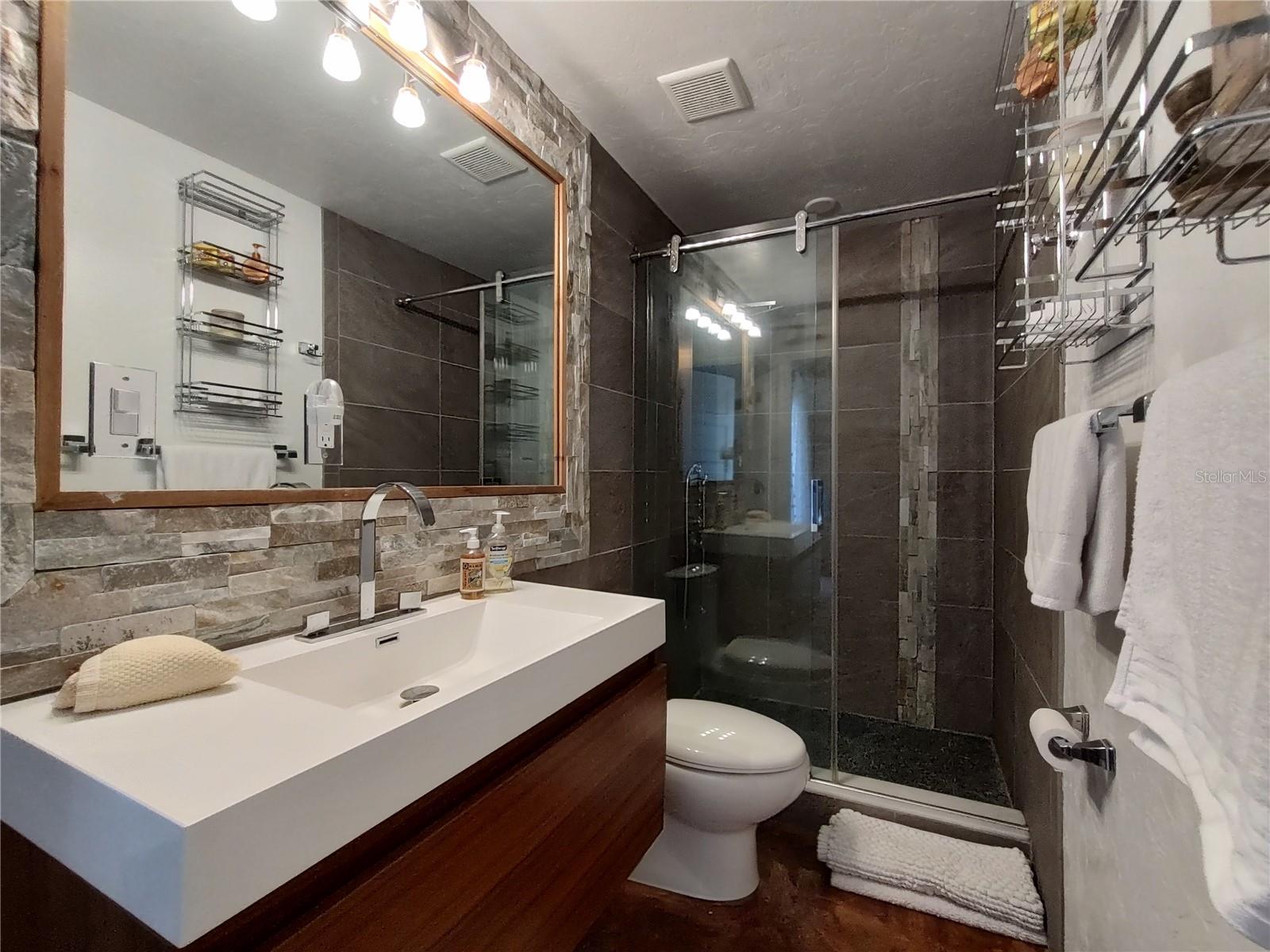 3400 CLARK DR, SARASOTA, FL, 34234