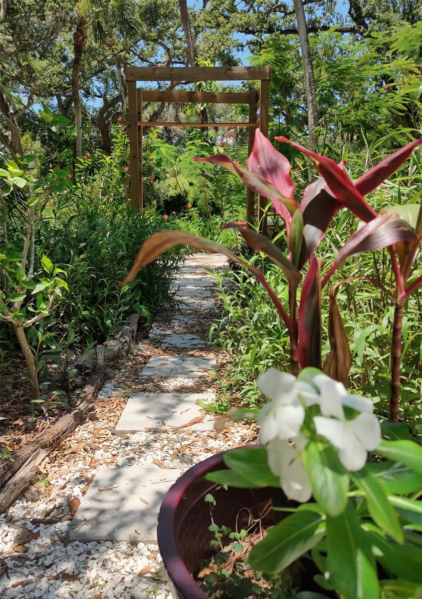 3400 CLARK DR, SARASOTA, FL, 34234