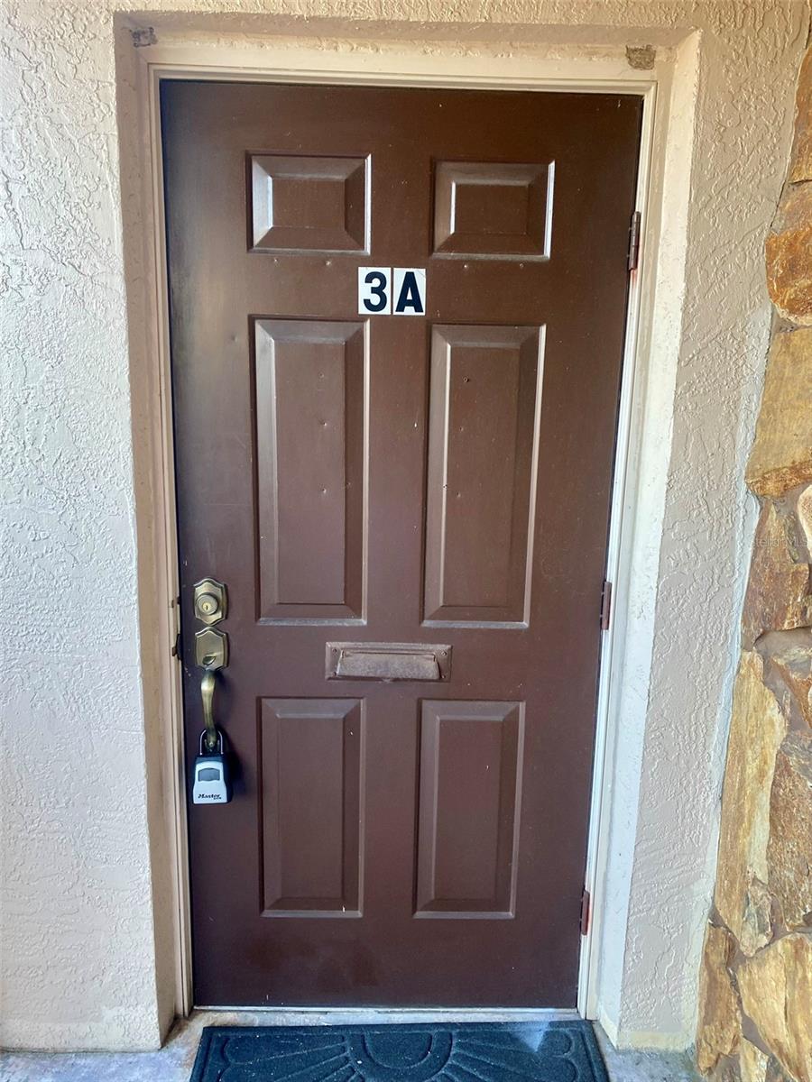 10823 SEMINOLE BLVD #3A, SEMINOLE, FL, 33778