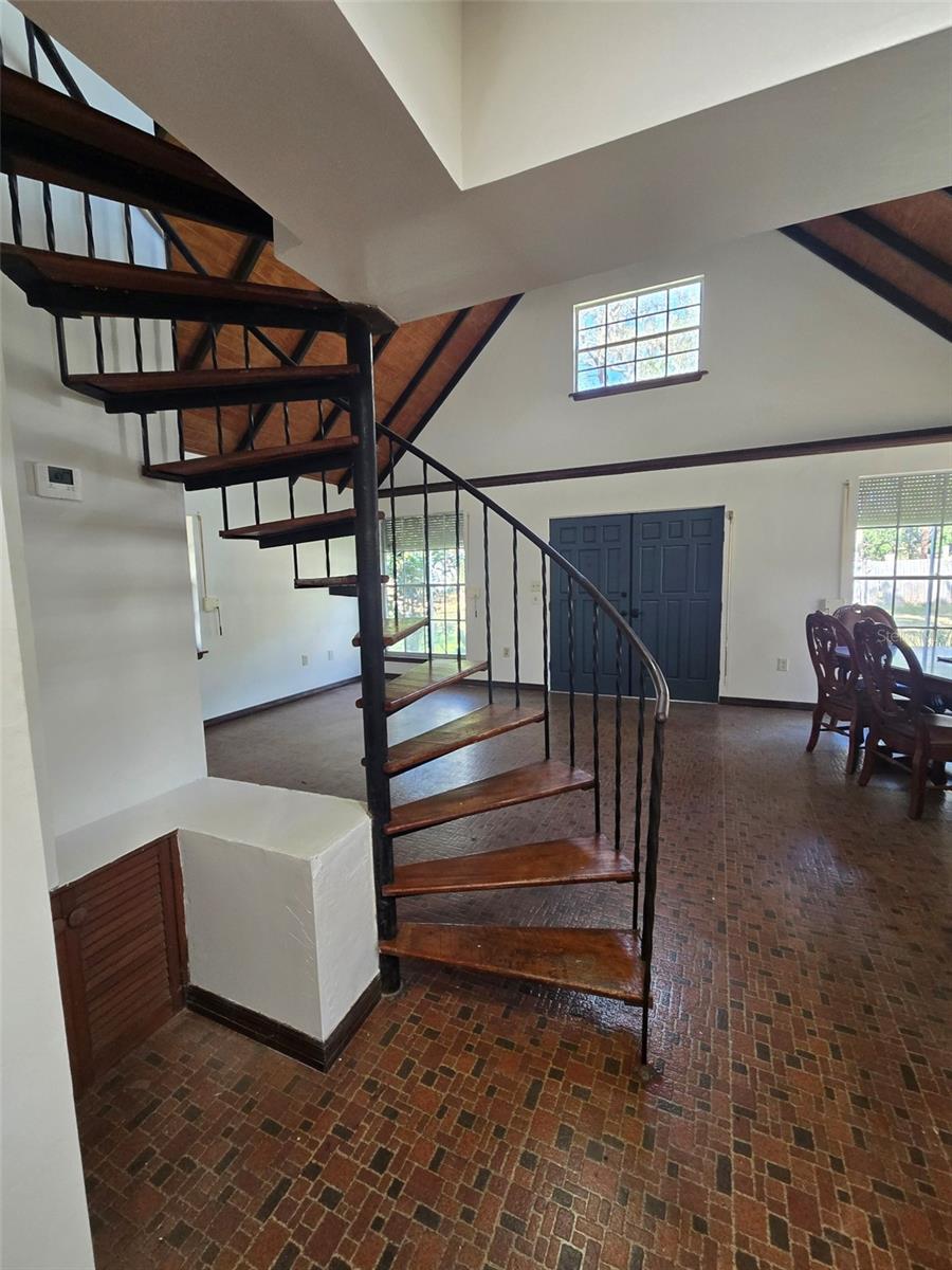 16314 DEW DROP LN, TAMPA, FL, 33625