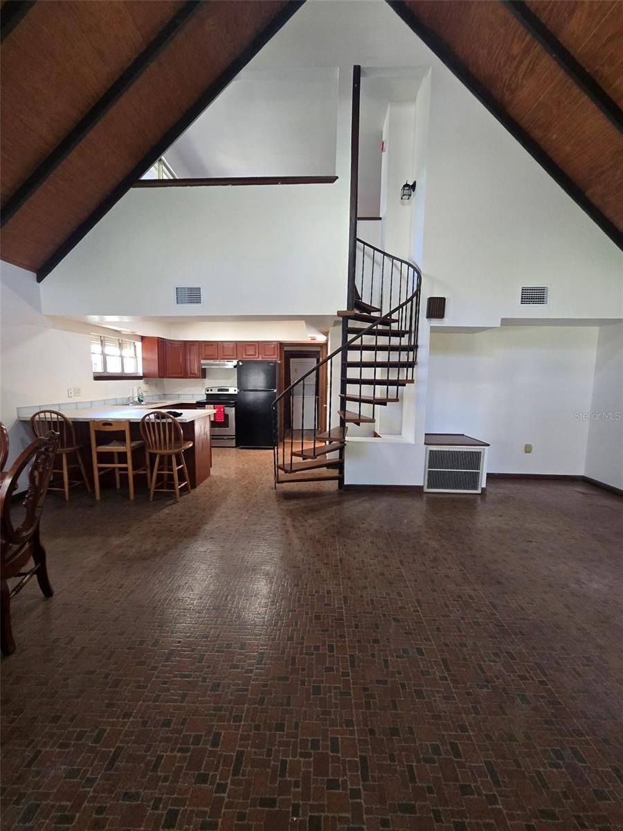 16314 DEW DROP LN, TAMPA, FL, 33625