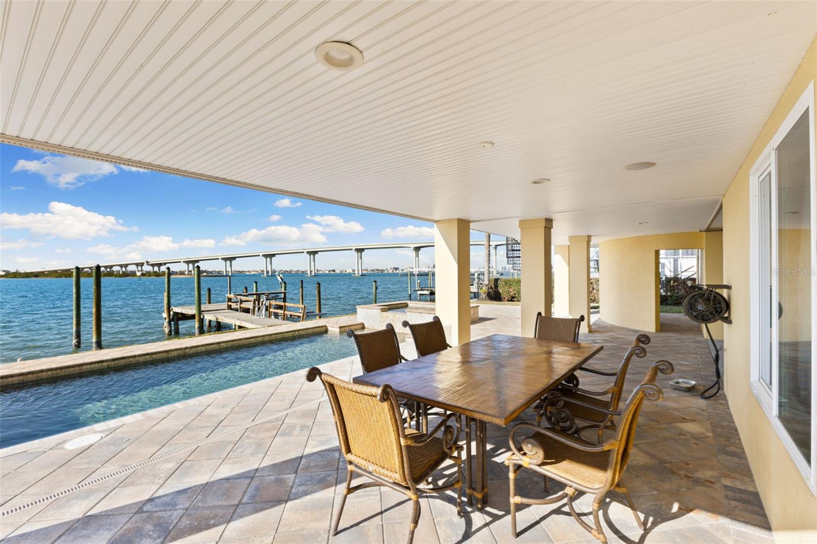 110 DRIFTWOOD LN, LARGO, FL, 33770