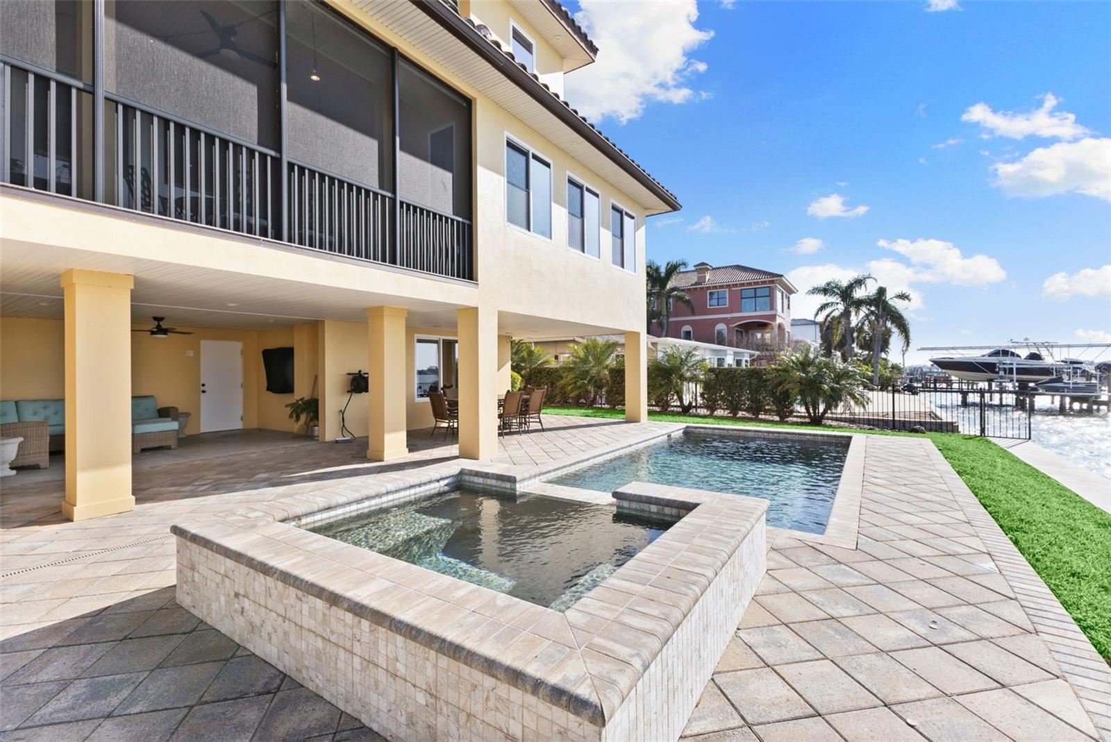 110 DRIFTWOOD LN, LARGO, FL, 33770