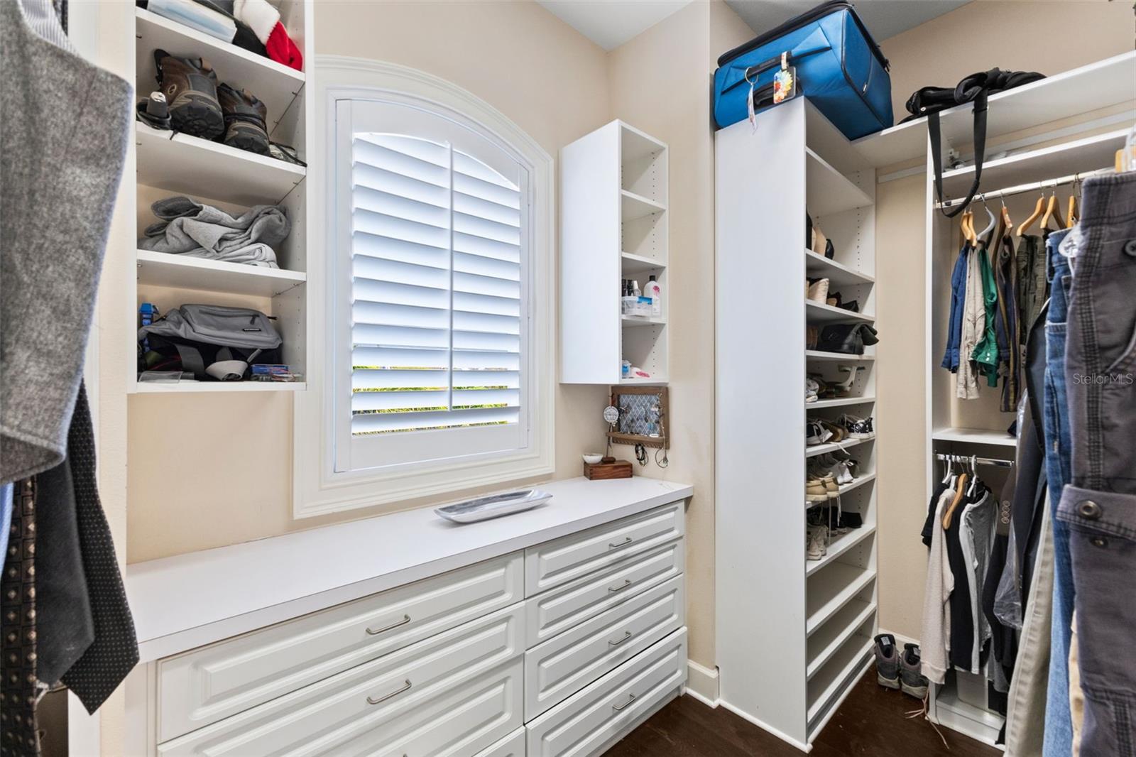 110 DRIFTWOOD LN, LARGO, FL, 33770