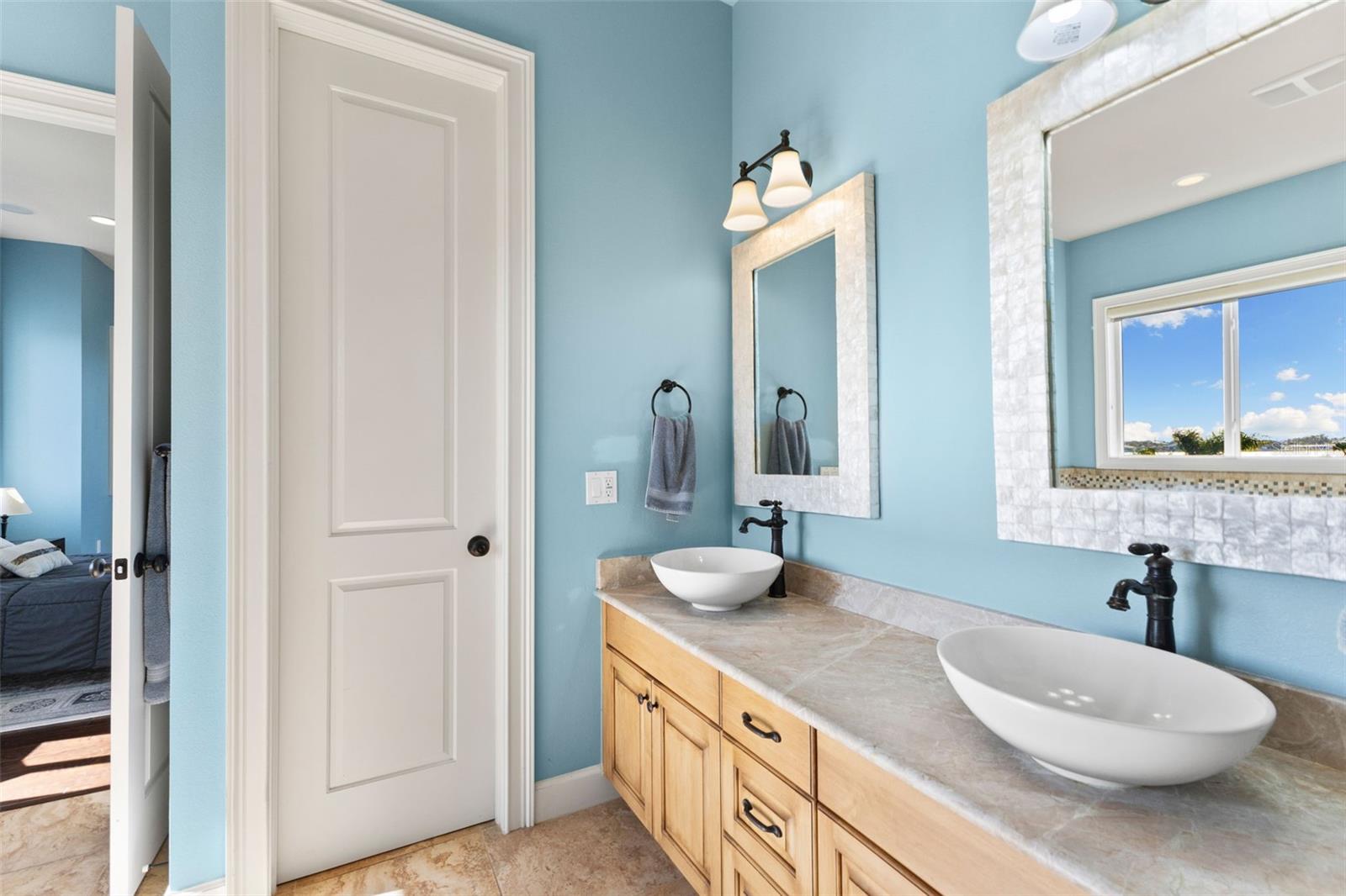 110 DRIFTWOOD LN, LARGO, FL, 33770