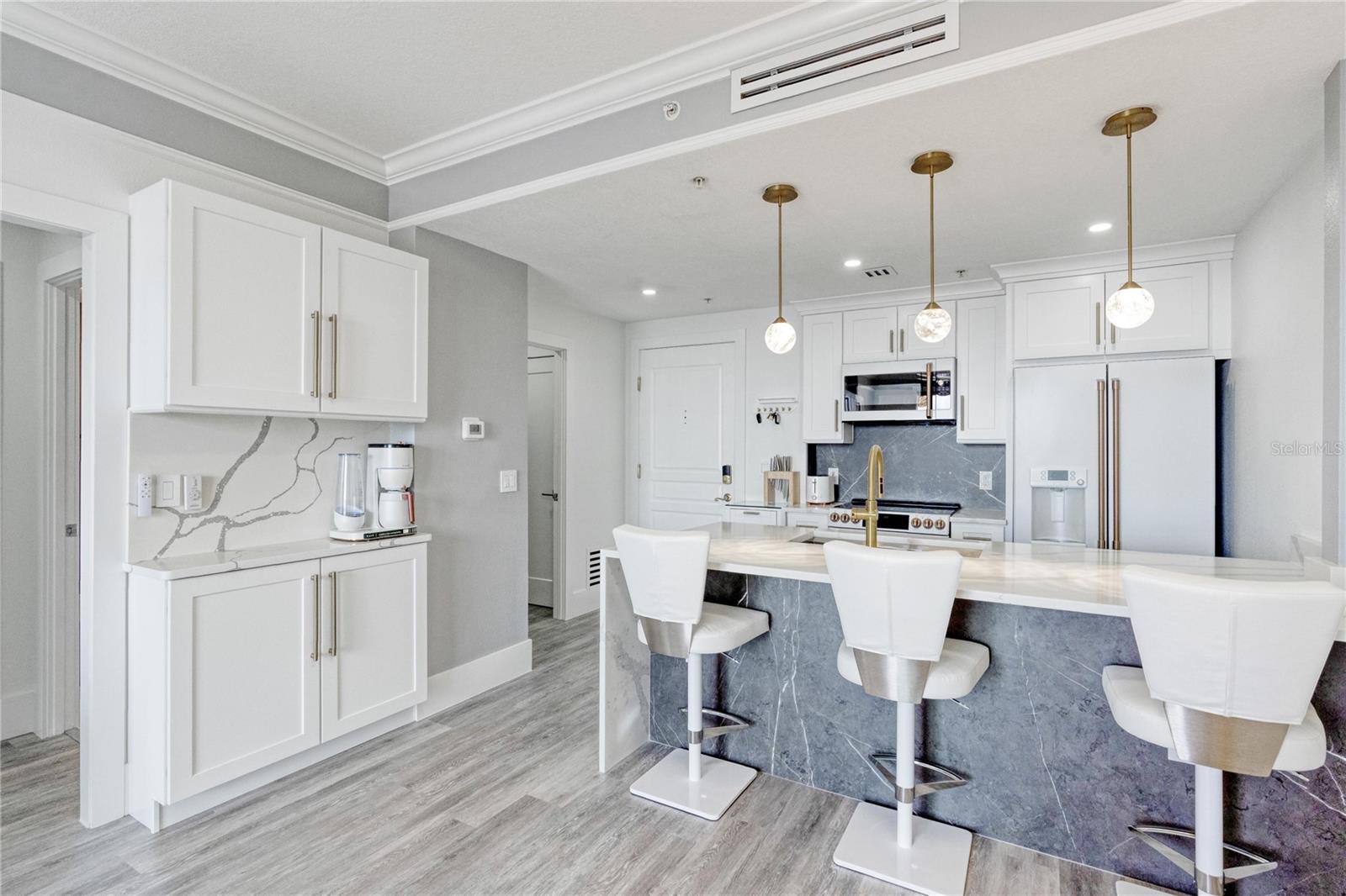 750 N TAMIAMI TRL #814, SARASOTA, FL, 34236