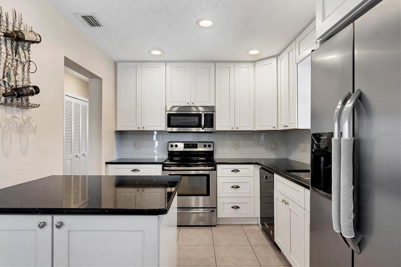 7398 SPINNAKER BLVD, ENGLEWOOD, FL, 34224