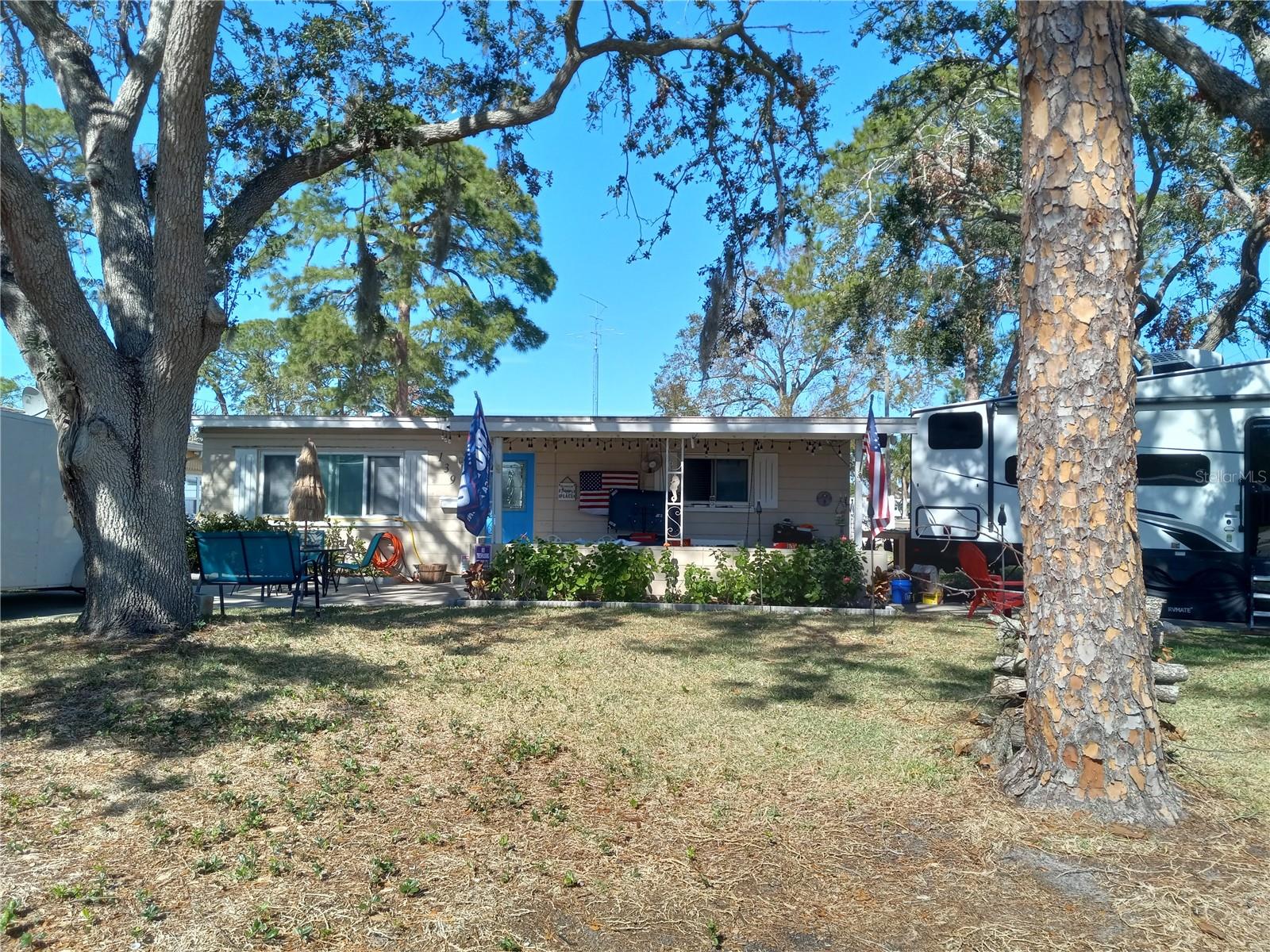 139 89TH AVE NE, ST PETERSBURG, FL, 33702