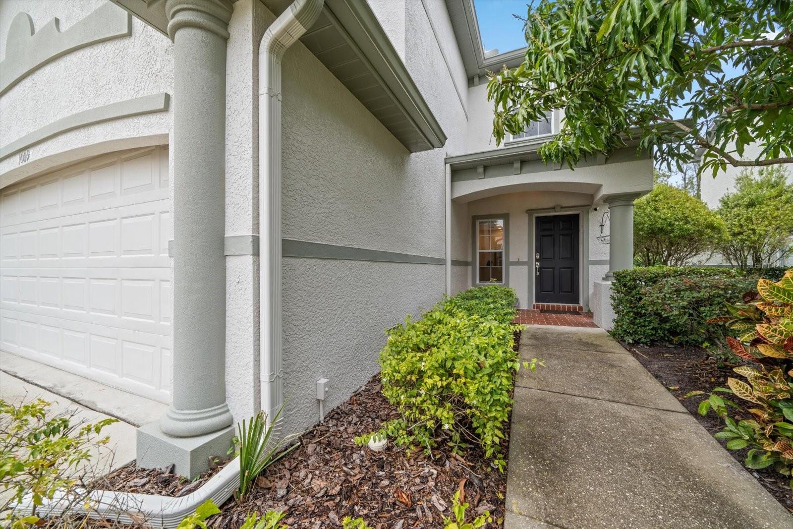 1009 BELLA VISTA DR NE, ST PETERSBURG, FL, 33702