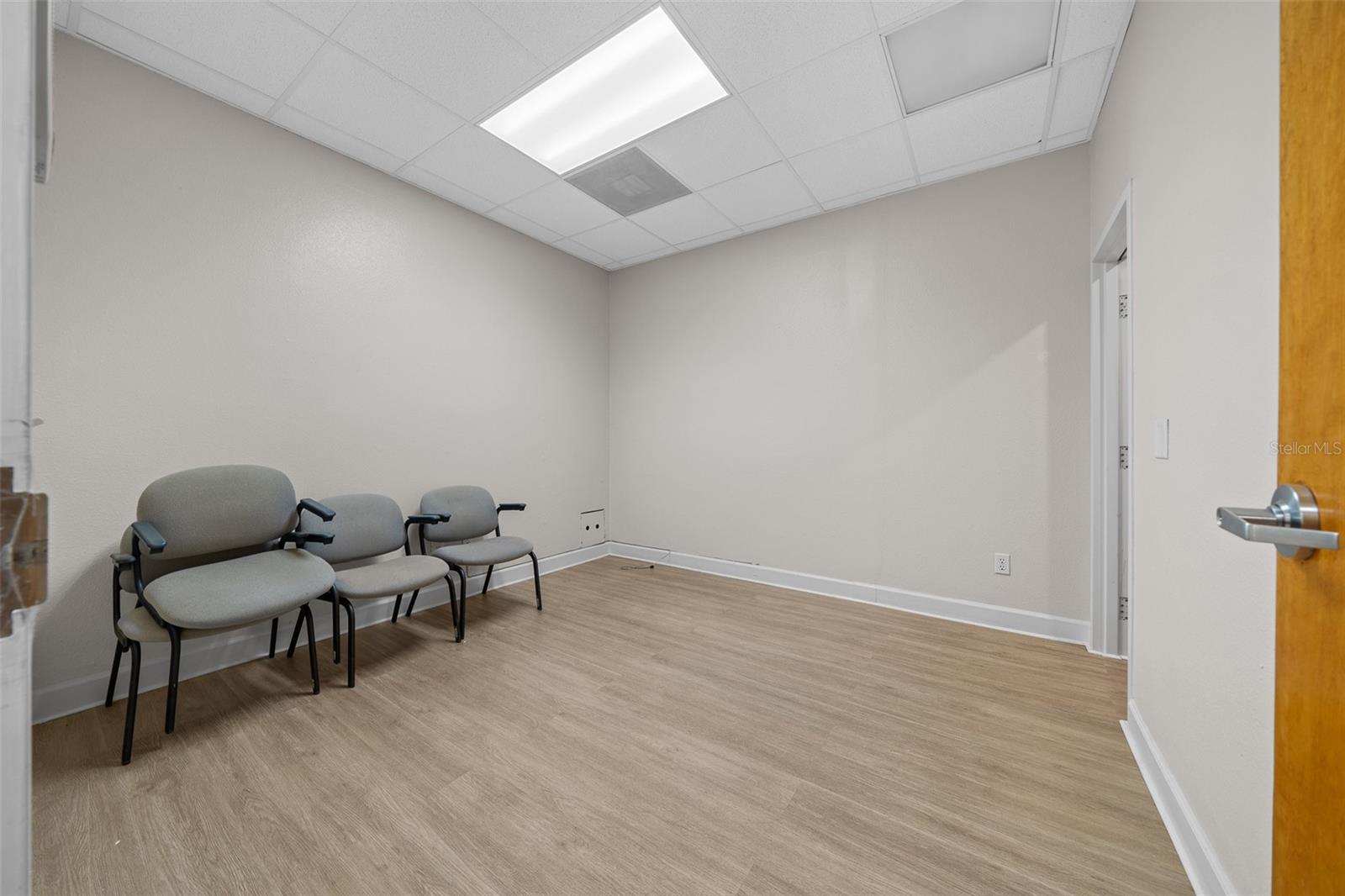 5925 SE ABSHIER BLVD, BELLEVIEW, FL, 34420