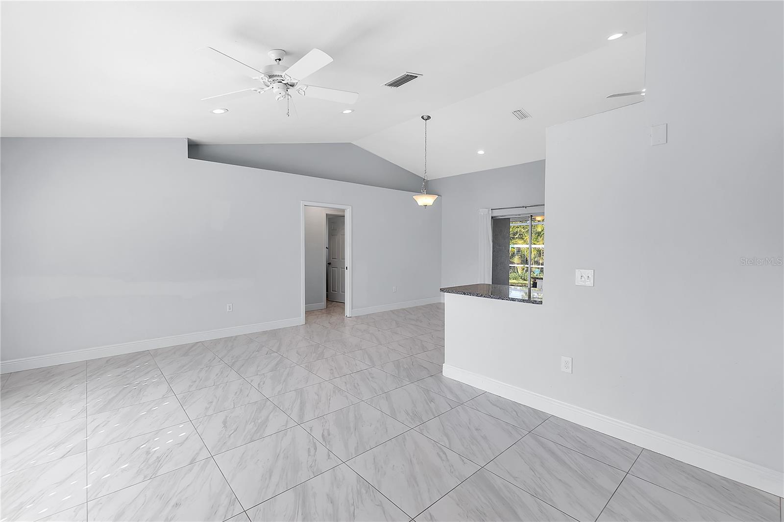 911 WEE BURN PL, SARASOTA, FL, 34243