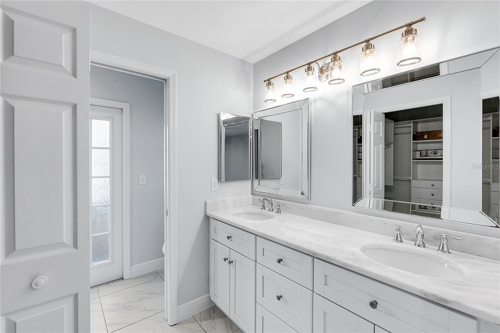 911 WEE BURN PL, SARASOTA, FL, 34243