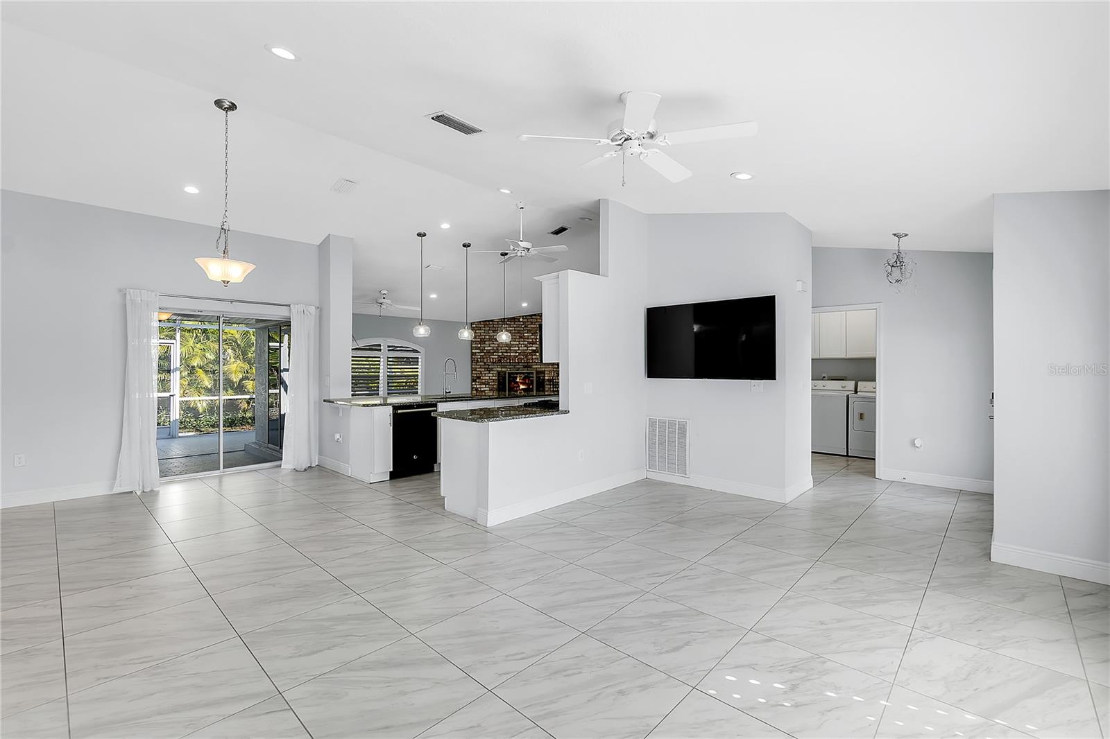 911 WEE BURN PL, SARASOTA, FL, 34243