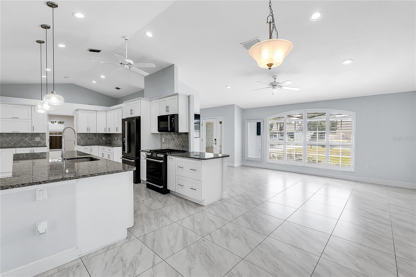 911 WEE BURN PL, SARASOTA, FL, 34243