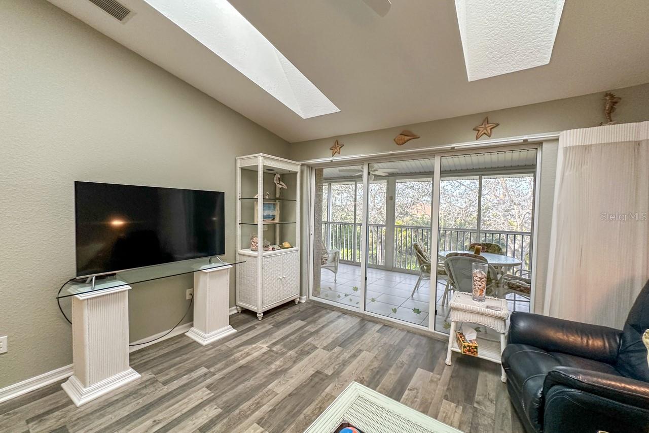 9550 FIDDLERS GREEN CIR #207, ROTONDA WEST, FL, 33947