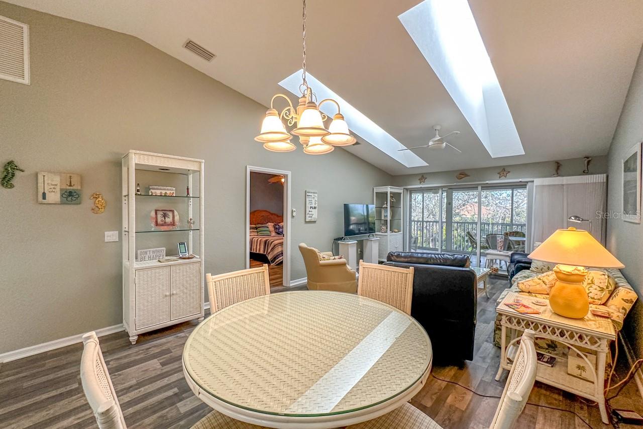 9550 FIDDLERS GREEN CIR #207, ROTONDA WEST, FL, 33947