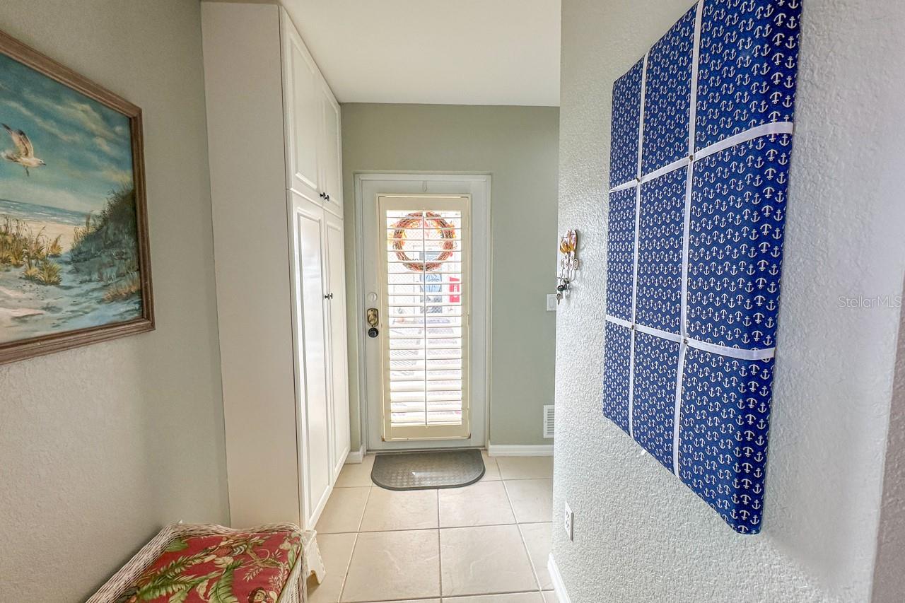 9550 FIDDLERS GREEN CIR #207, ROTONDA WEST, FL, 33947