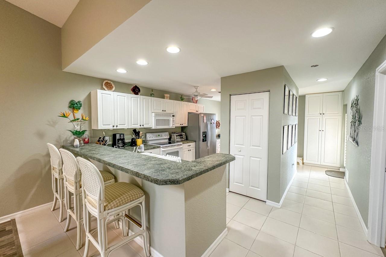 9550 FIDDLERS GREEN CIR #207, ROTONDA WEST, FL, 33947