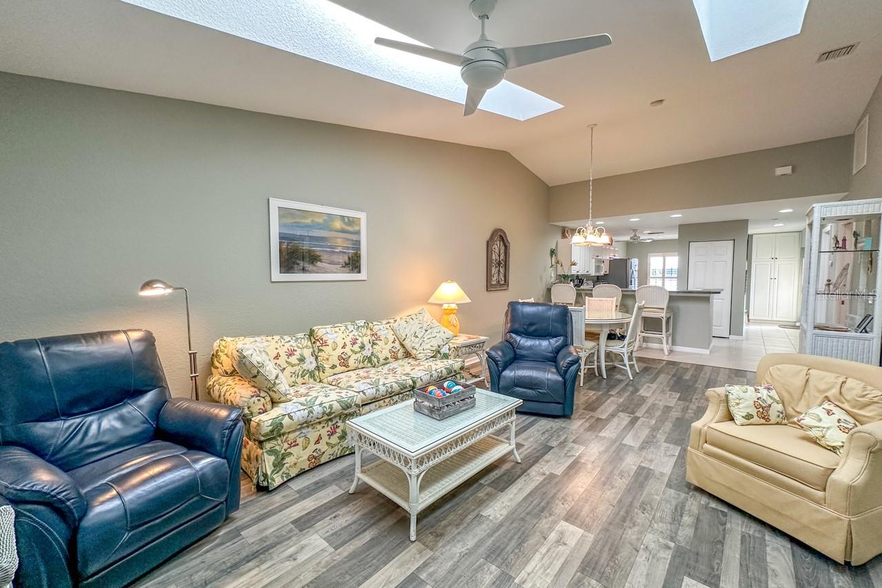 9550 FIDDLERS GREEN CIR #207, ROTONDA WEST, FL, 33947