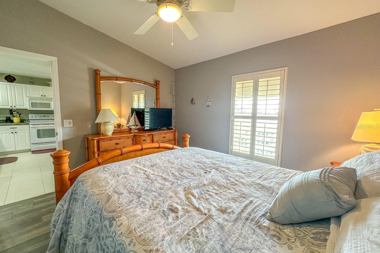 9550 FIDDLERS GREEN CIR #207, ROTONDA WEST, FL, 33947