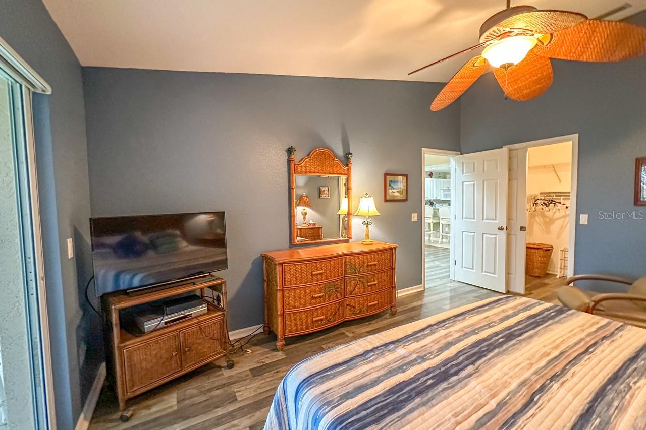 9550 FIDDLERS GREEN CIR #207, ROTONDA WEST, FL, 33947