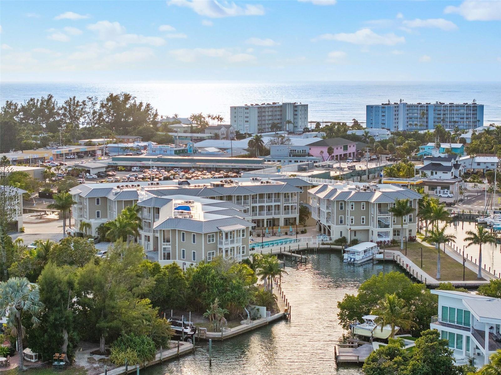 5325 MARINA DR #333, HOLMES BEACH, FL, 34217
