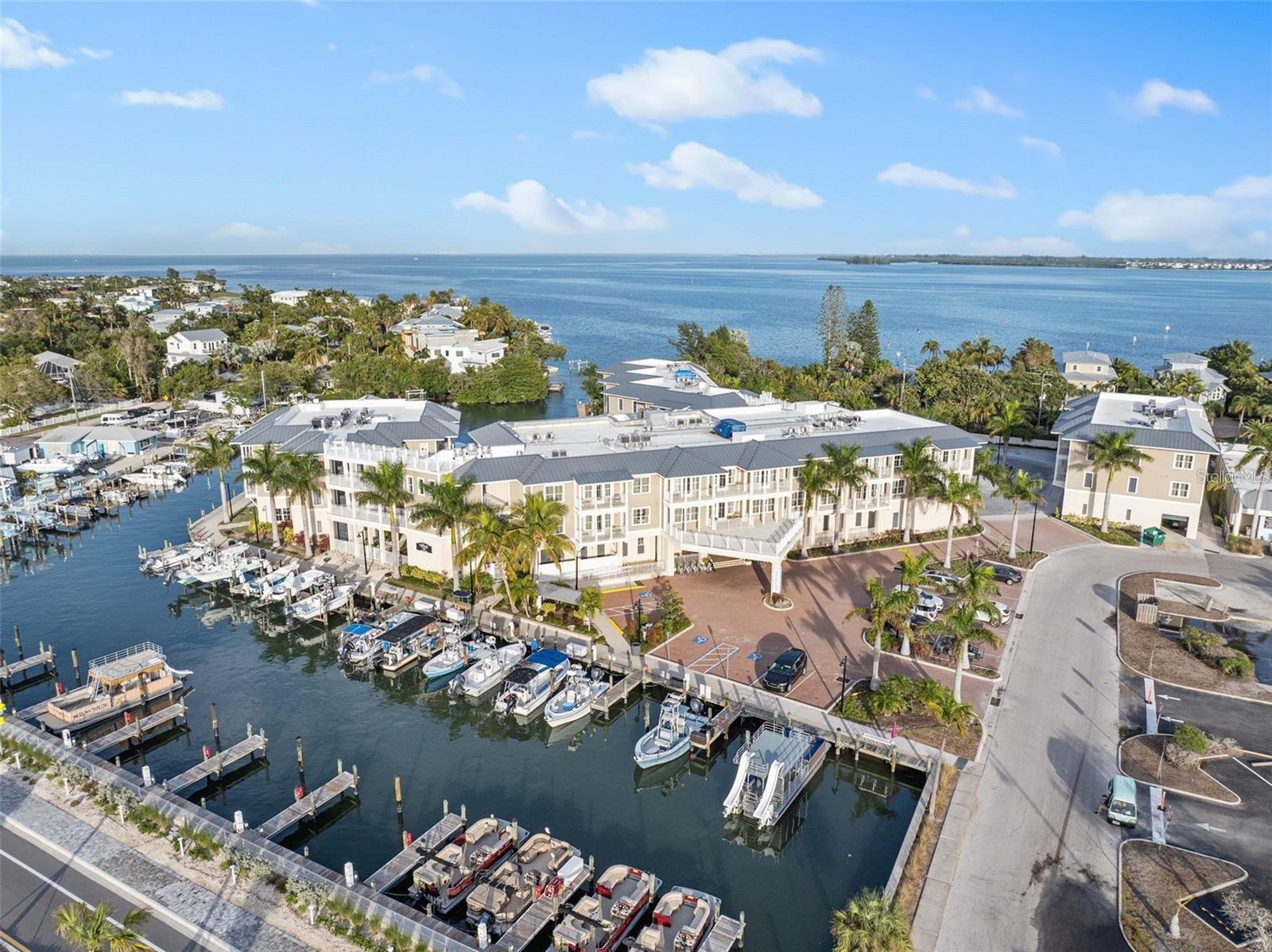 5325 MARINA DR #333, HOLMES BEACH, FL, 34217